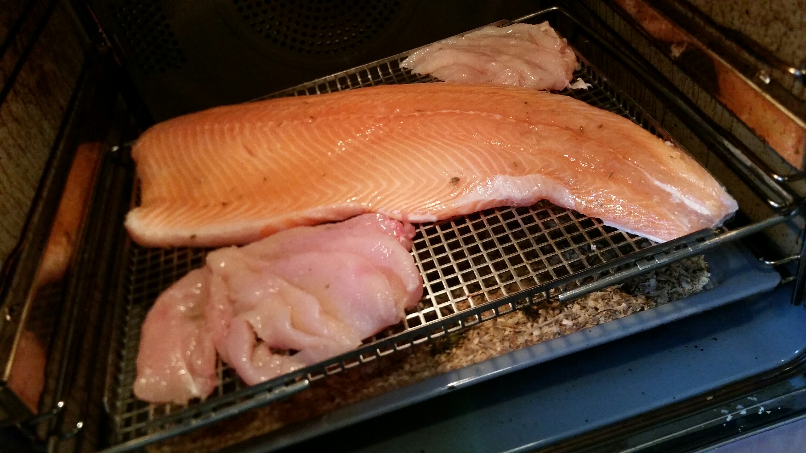 2018 Lachs mit Tannennadeln (8).jpg