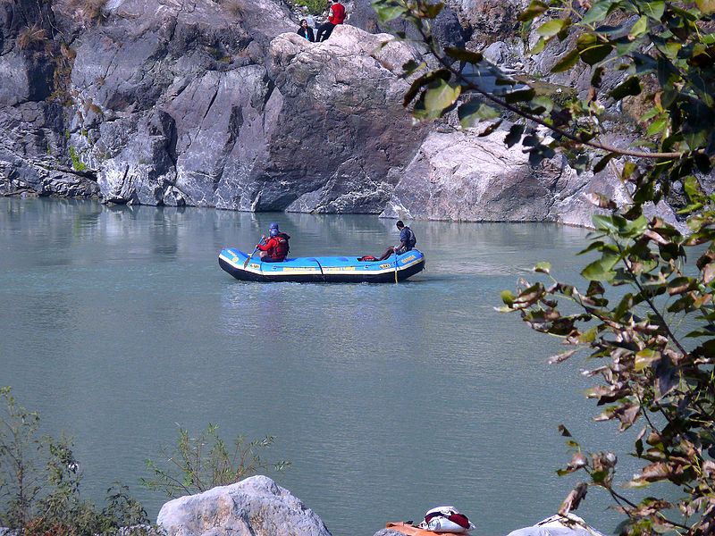 River_rafting_at_Rishikesh_Photographed_By_Sumita_Roy.jpg