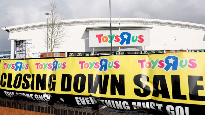 _100213837_toys_r_us_closing_live_pa.jpg