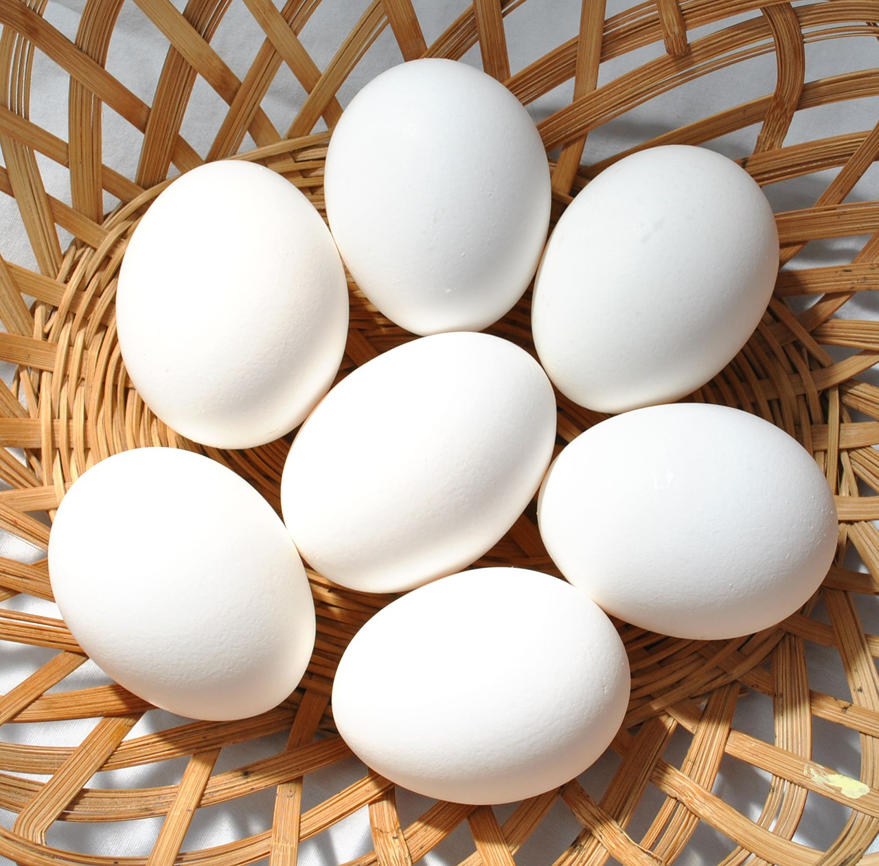 eggs-570540_1280.jpg