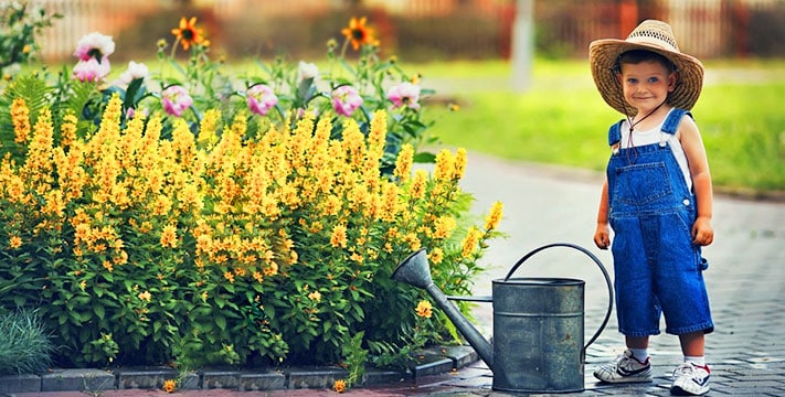 Why_Gardening_is_Great_for_Children-new.jpg