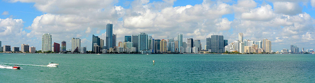 Downtown_Miami_Panorama_from_the_Rusty_Pelican_photo_D_Ramey_Logan.jpg