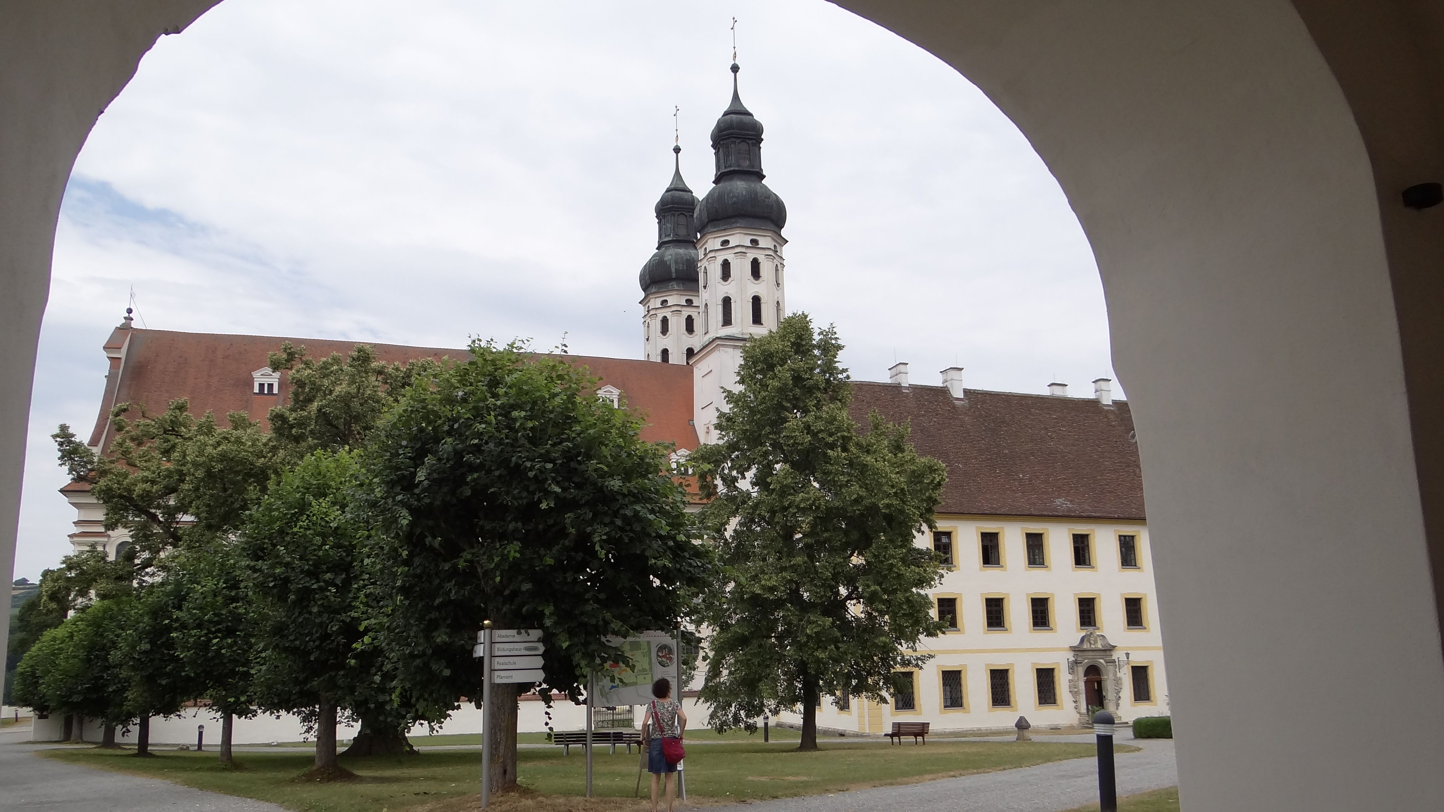 2015-07-19 kloster obermarchtal (6).JPG