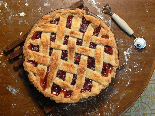 Cherry_pie_with_lattice,_February_2008.jpg