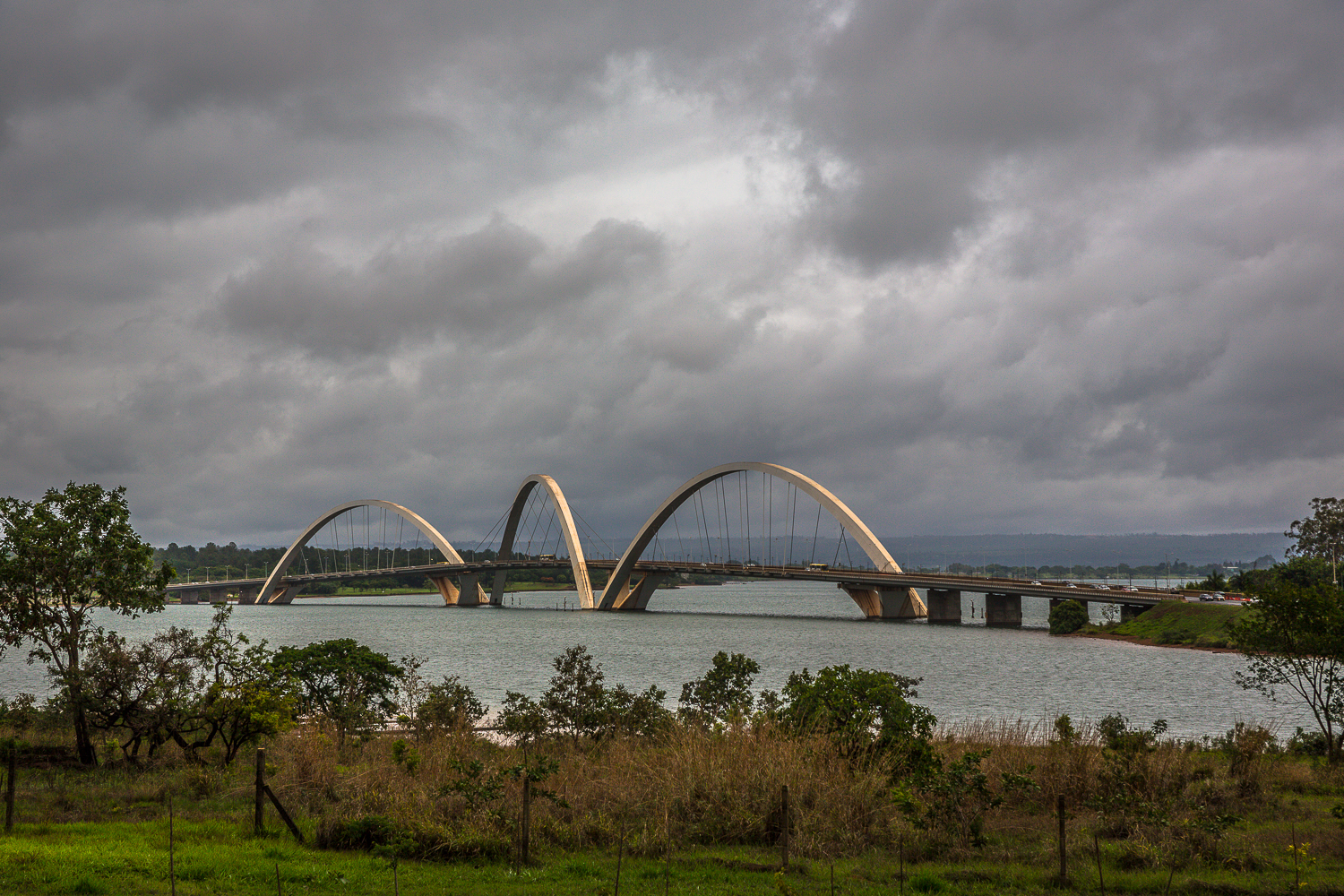 ponte brasilia_.jpg