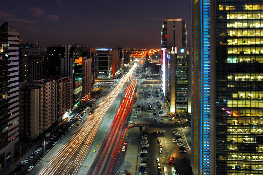 Abu-Dhabi-road.jpg