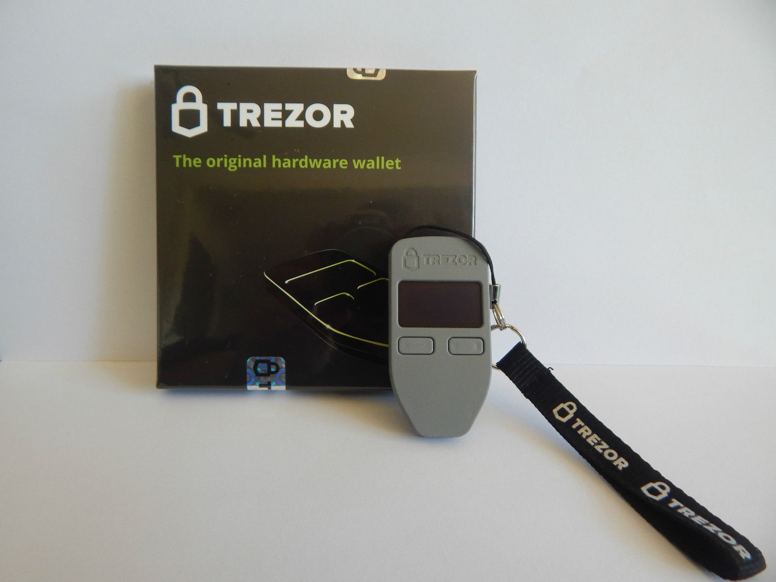 Trezor-hardware-wallet-Black.jpg