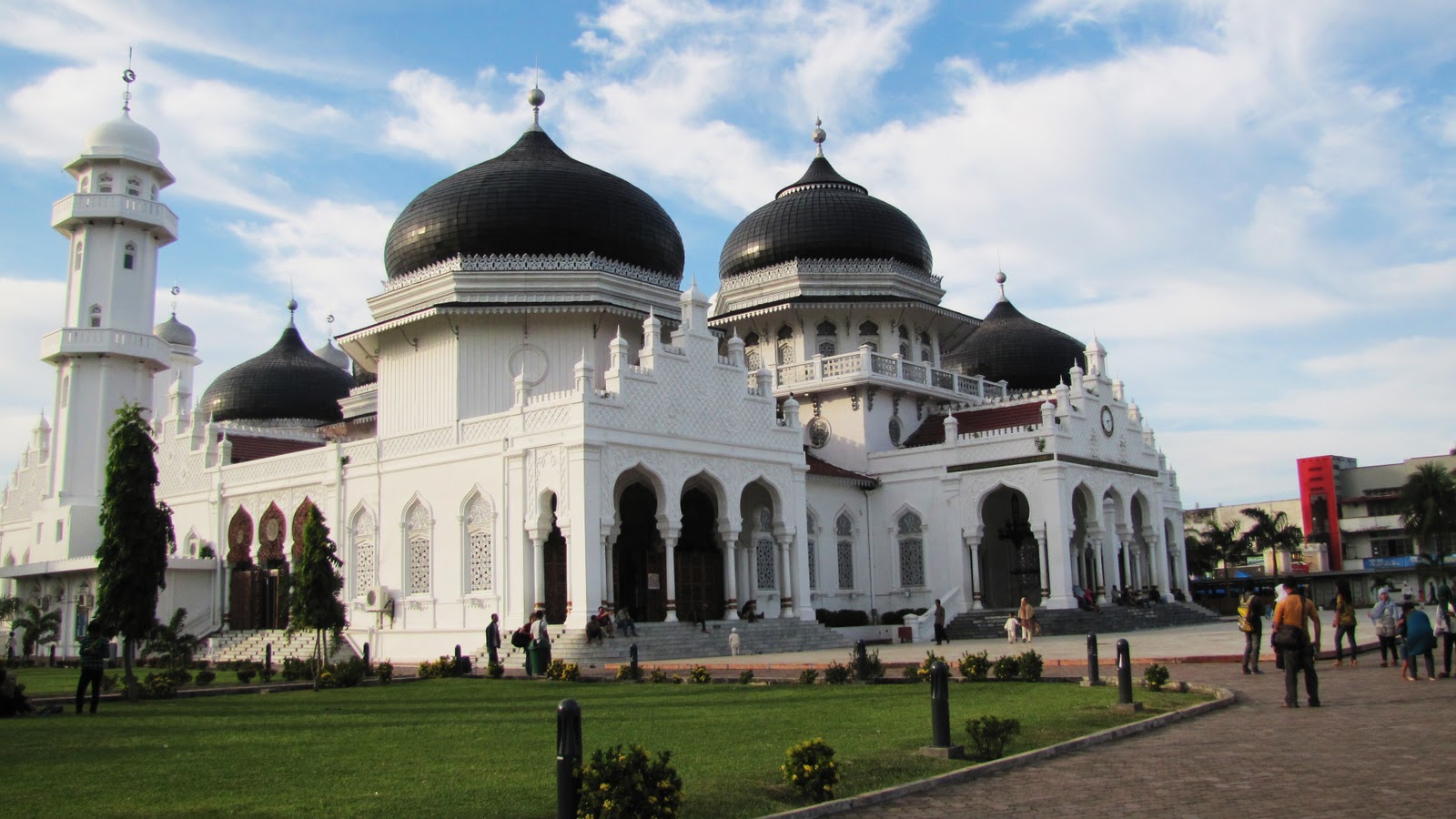 Mesjid Raya Baiturrahman Aceh.JPG
