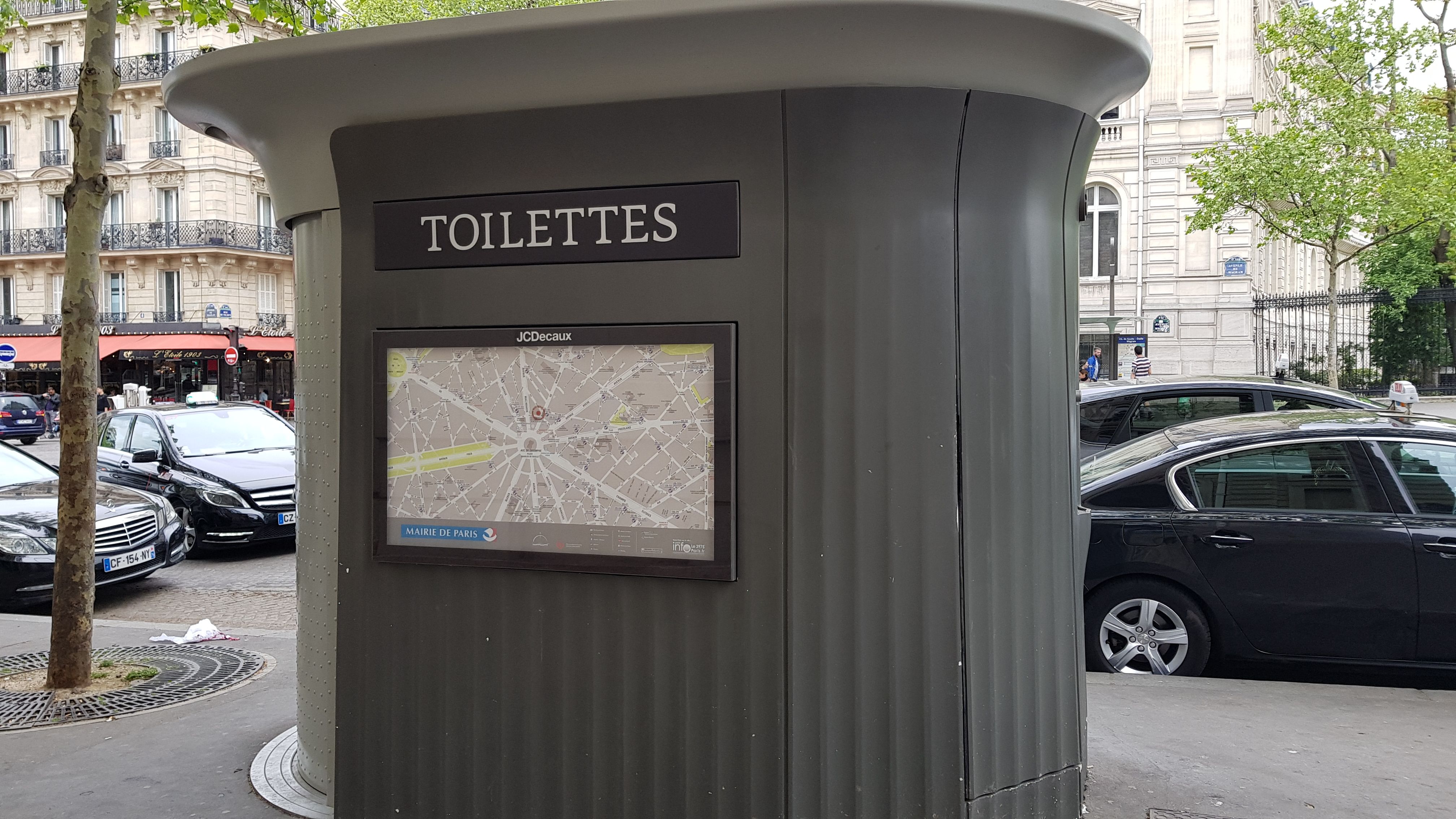 [파리 여행팁 #1] Paris 에서 급할때 화장실 이용 하는법