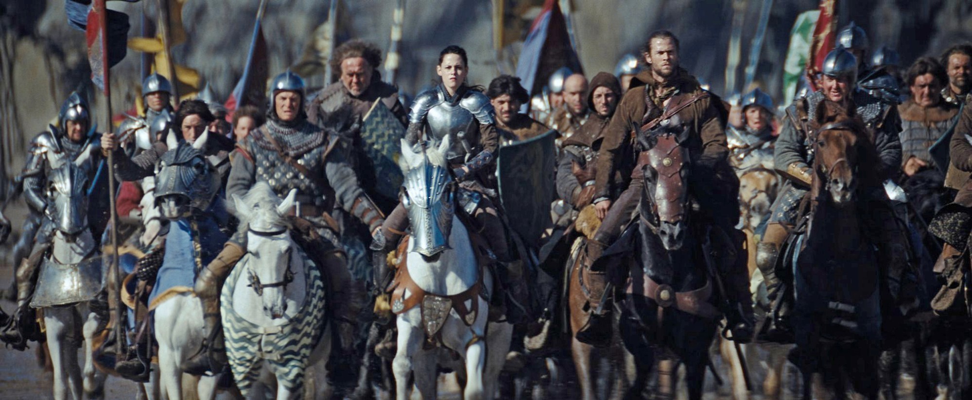 <b>Snow</b> <b>White</b> and the Huntsman - Movie Review.