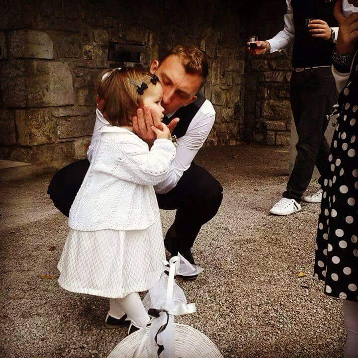 kiss.jpg
