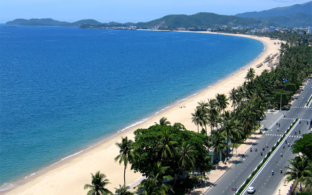 ve-may-bay-gia-re-tu-tp-hcm-di-da-nang-640x400.png