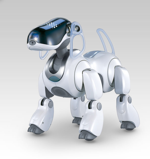 aibo-sony-606x640.jpg