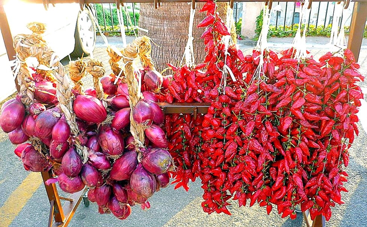 calabria-cipolle-rosse-tropea.jpg