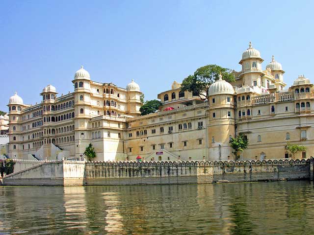 udaipur-palace.jpg