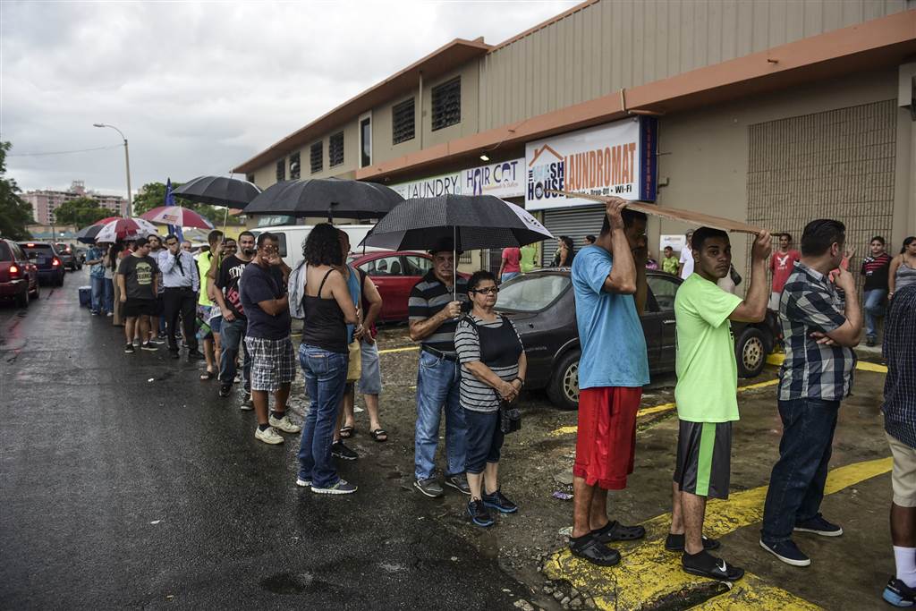 ss-160922-puerto-rico-blackout-mbe-1059p_5_11c91a25f575e2232cbe1f2b5536a5e1.nbcnews-ux-1024-900.jpg