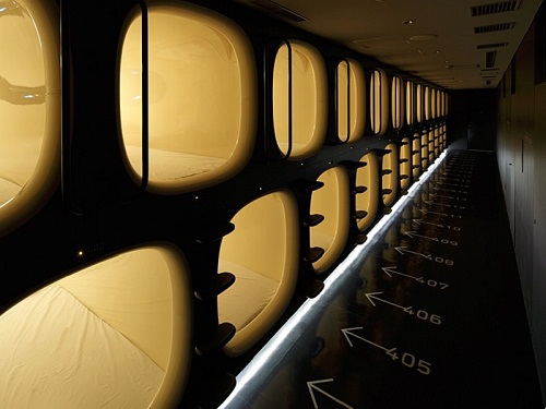 800x600xtokyo-capsule-hotel1.jpg.pagespeed.ic.qoCK9GoWBI.jpg