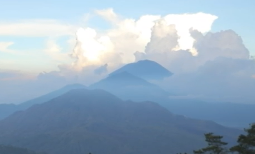 три вулкана в Бали.png