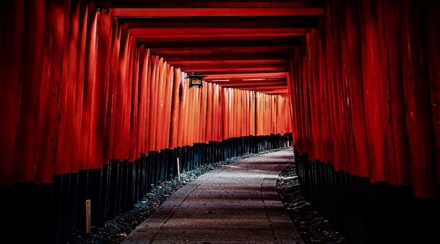 architecture_art_bright_color_famous_Fushimi_Inari_taisha_japanese_culture_kyoto_japan-935124.jpg!d.jpg