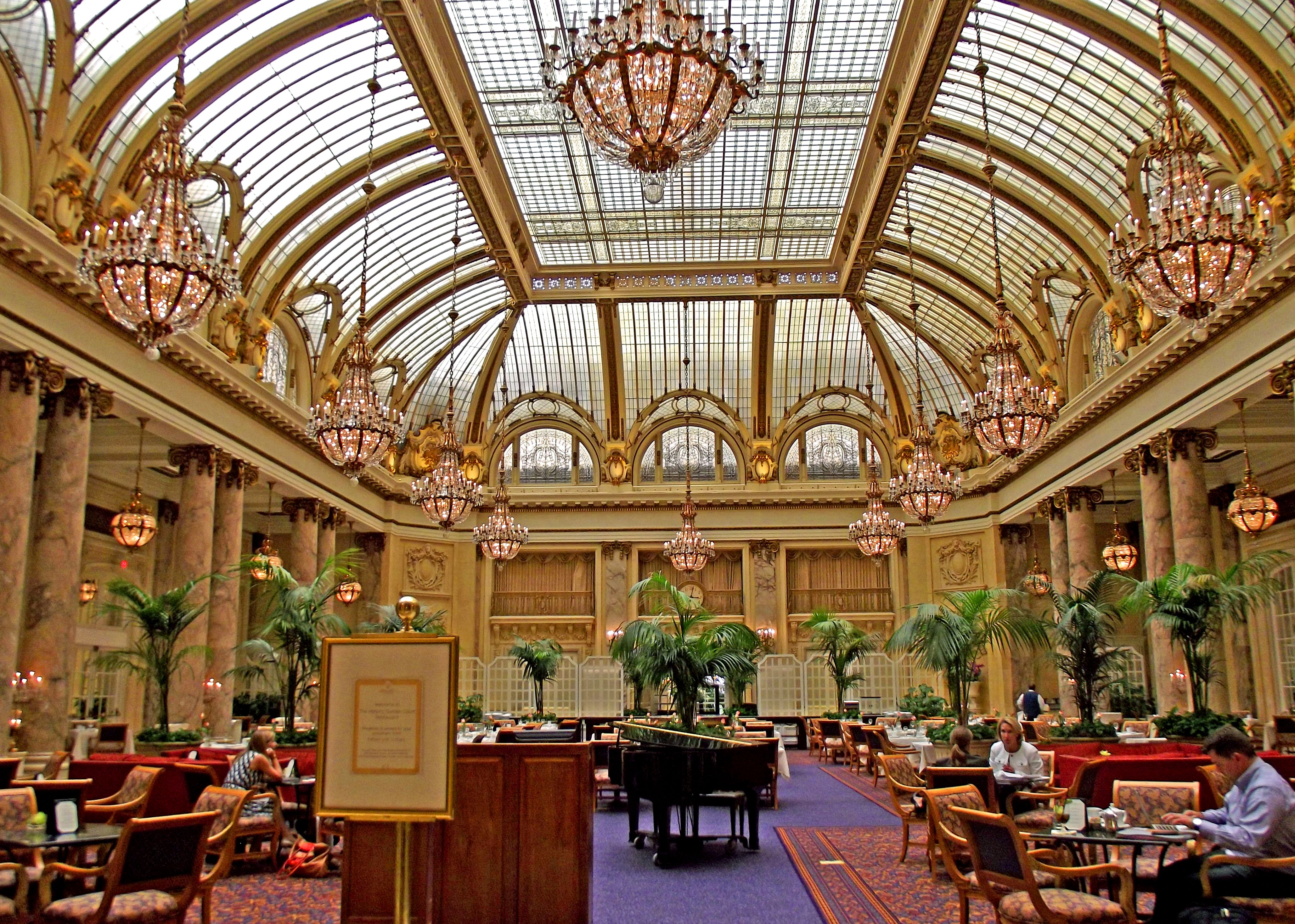 Palace_Hotel,_Garden_Court_Restaurant_2.jpg