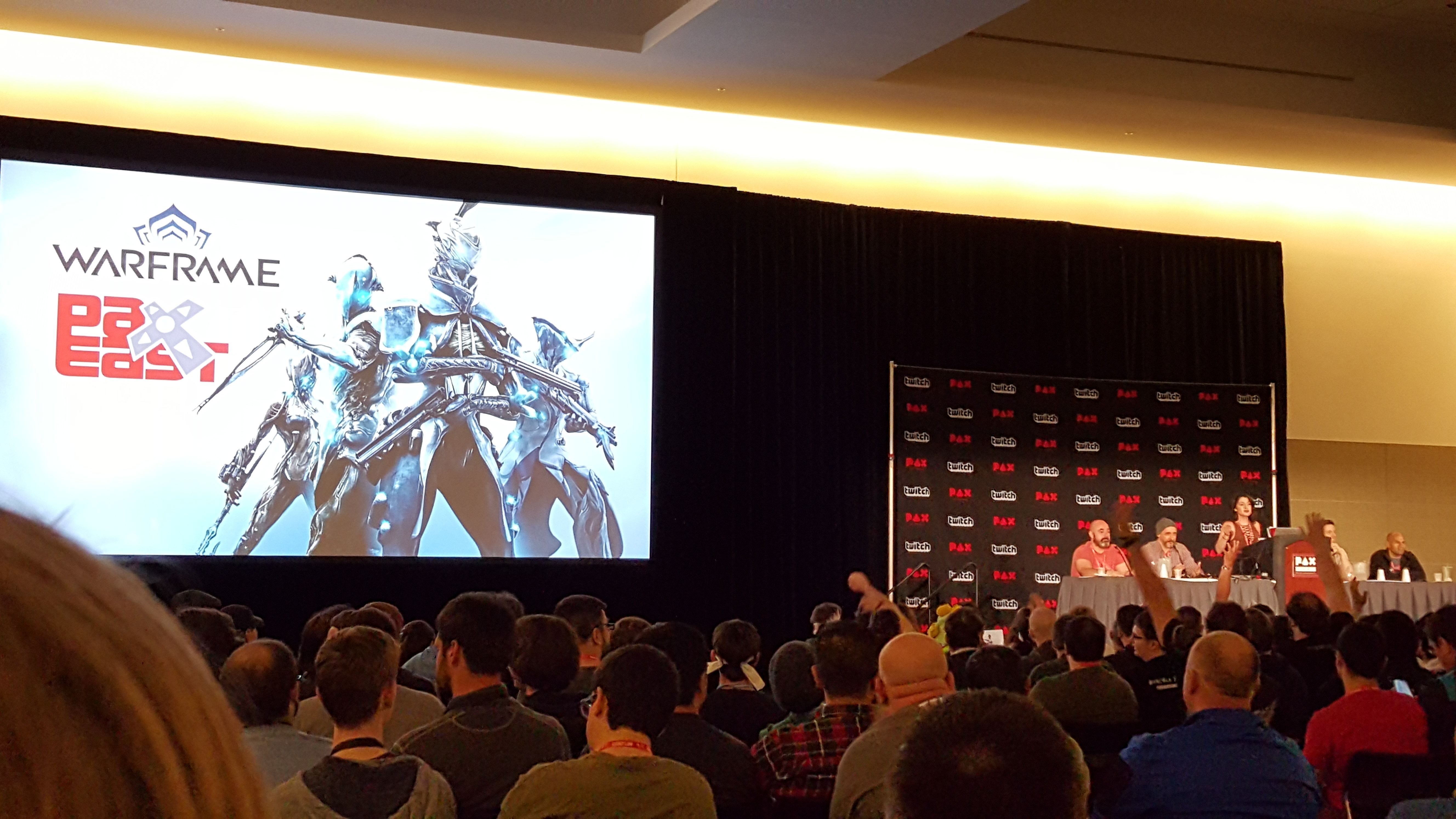 09 - warframe panel.jpg