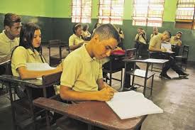 AULA DE CLASES II.jpg