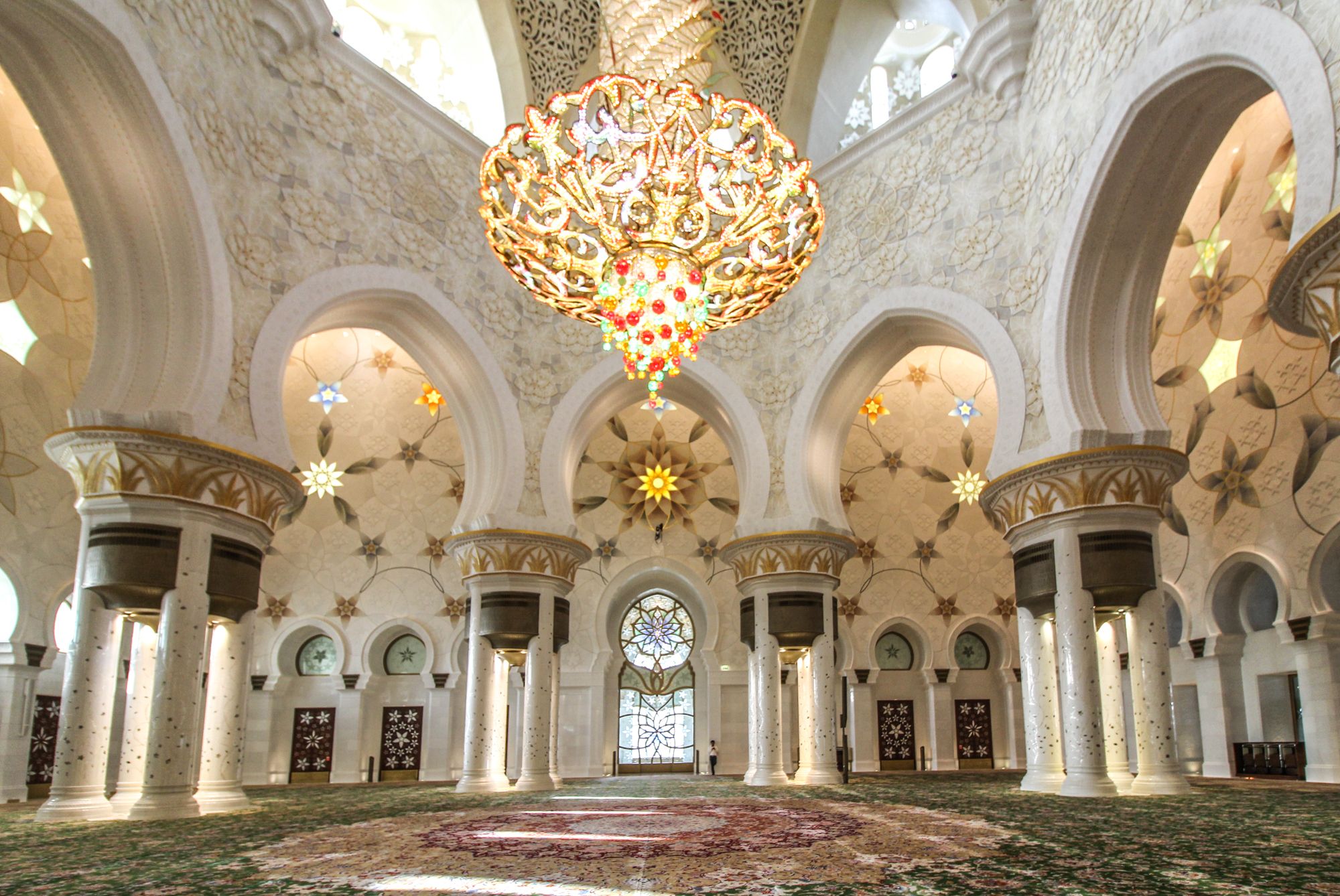grand-mosque-inside.jpg
