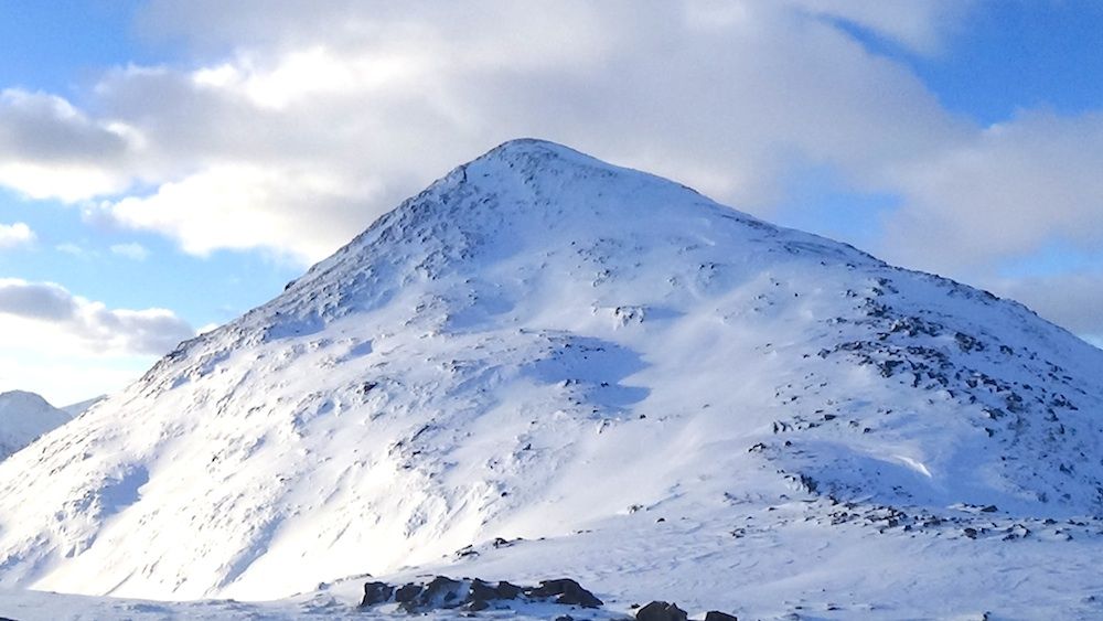 14 Looking up to start of ridge leading to Stob Dubh from bealach (Mam Buidhe) Gorgeous!.jpg