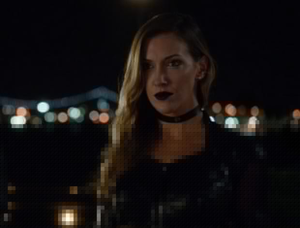 Arrow-Black-Siren.jpg