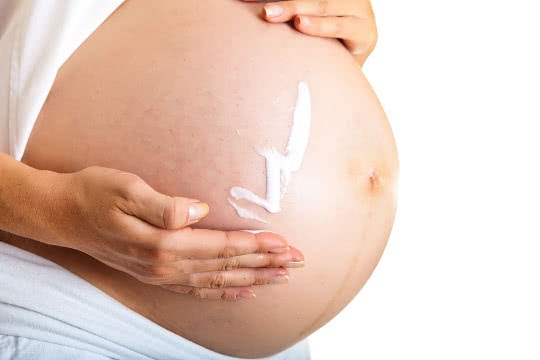 hamilelikte-çatlak-kremi-kullanımı.jpg