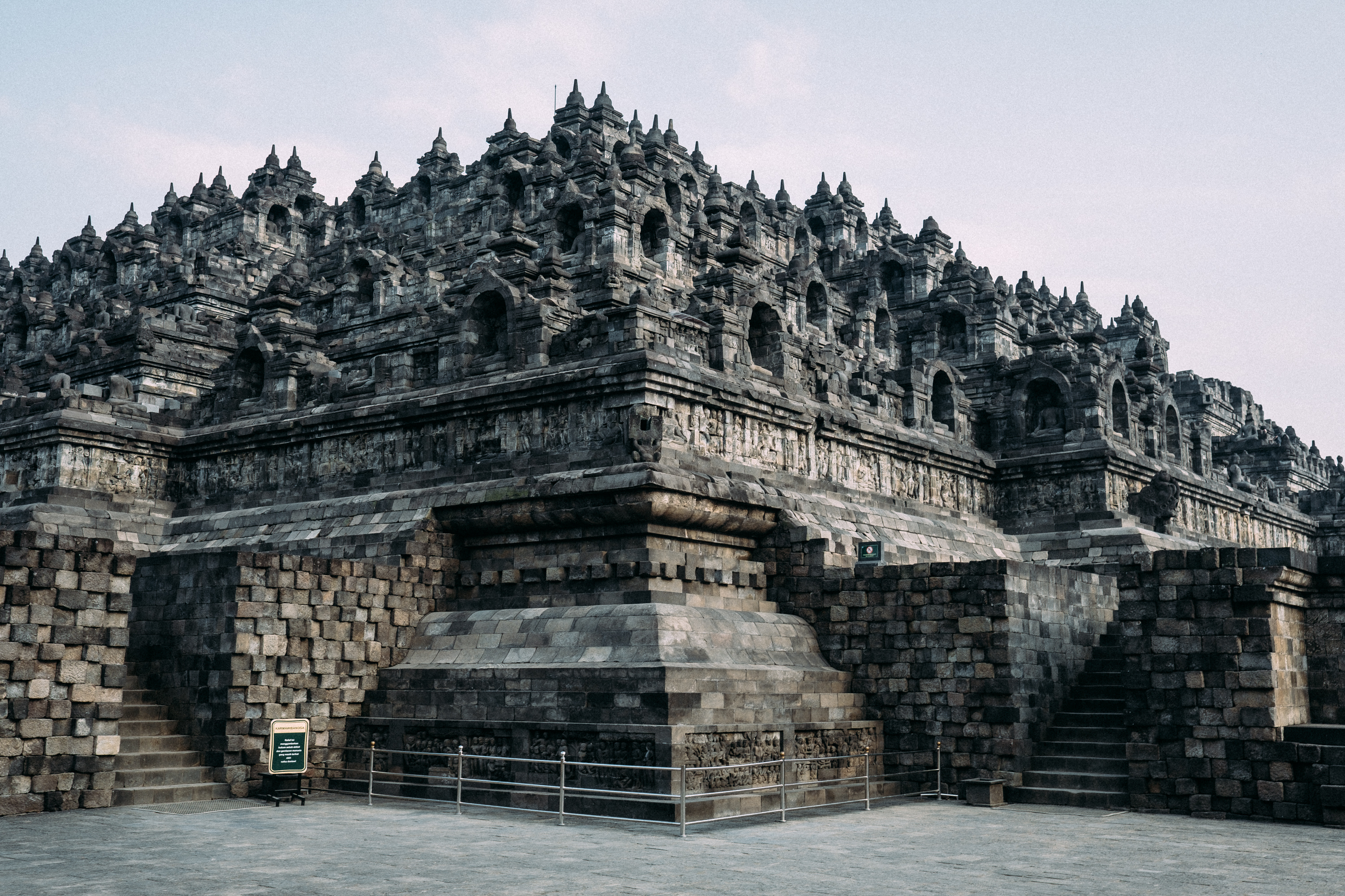 Borobudur_size.jpg