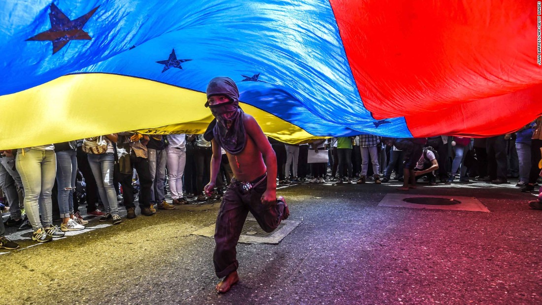 170628142150-05-venezuela-unrest-0627-super-169.jpg