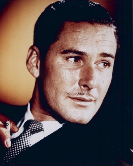 errol-flynn-402467_640.jpg