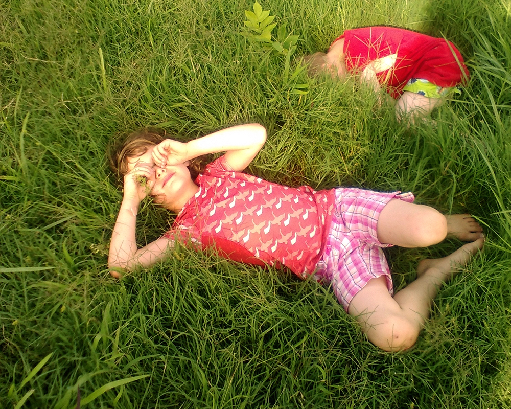 green-kids-in-grass.jpg