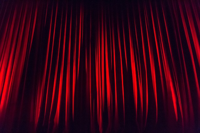 stage-curtain-660078_640.jpg