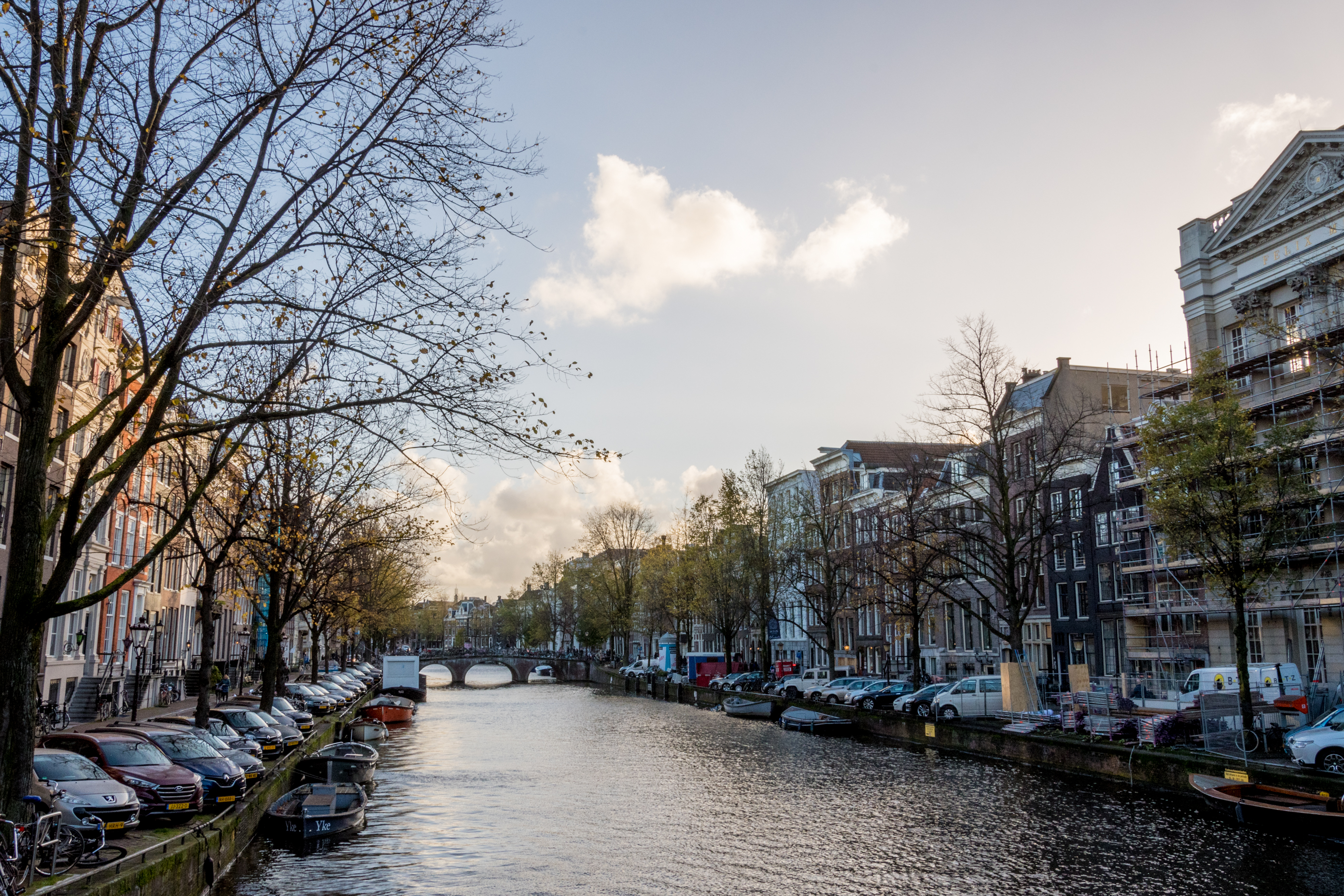 amsterdam_canal.jpg