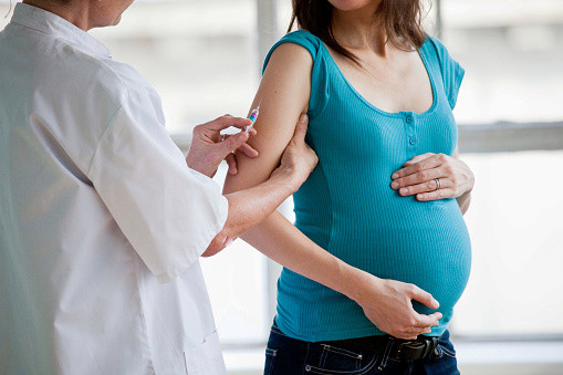 Study Finds Link Between Flu Vaccines And Miscarriage.jpg