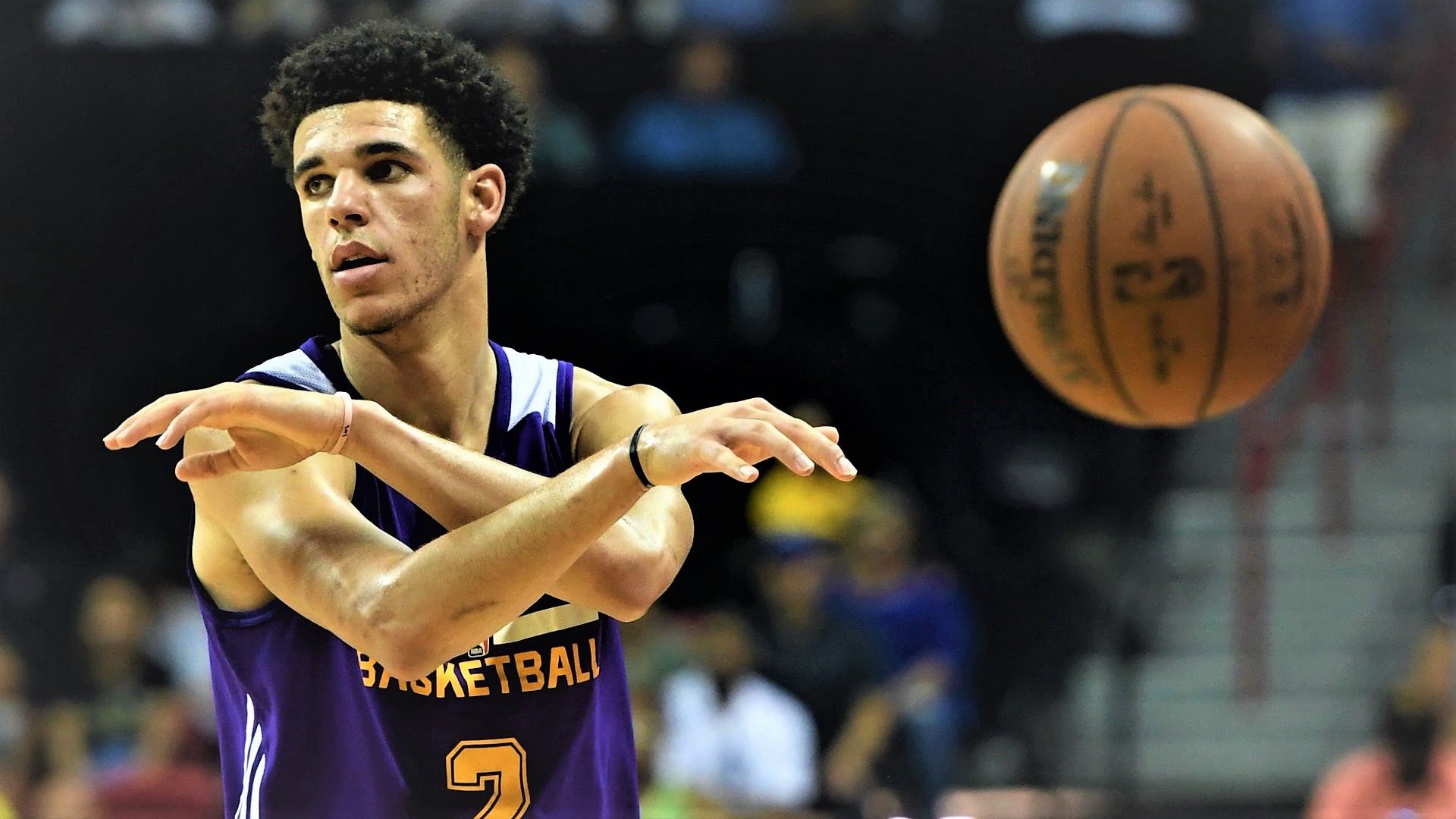 lonzo-ball-ftr-071917jpg_1h0ibt7ehd6t61itbd3lcqjtf2.jpg