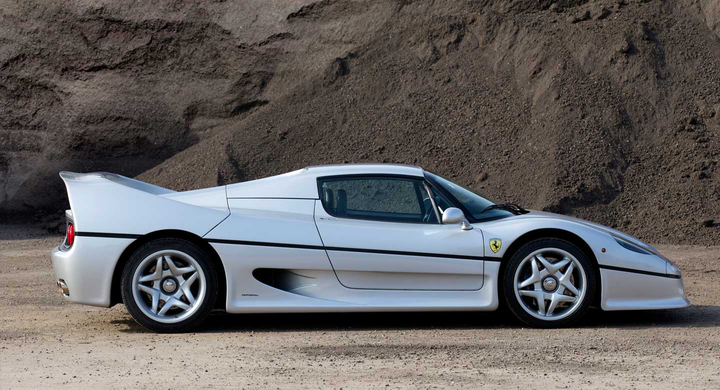 OPUMO-Ferrari- 1.jpg