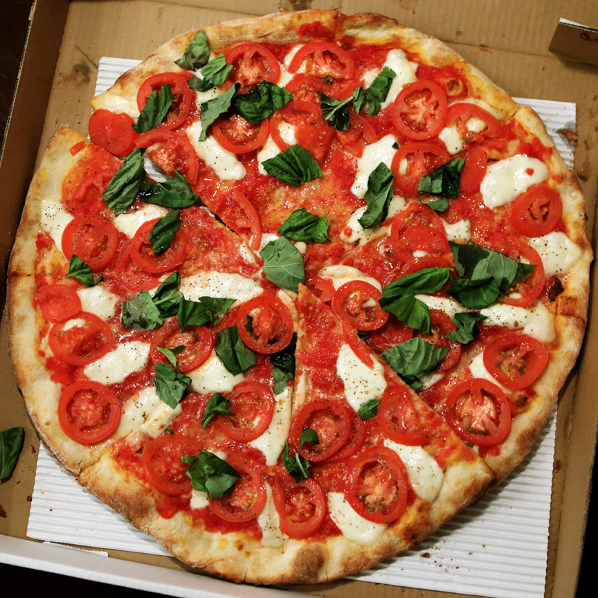 Joes_Pizza_Caprese4U1A9084_WEB.jpg