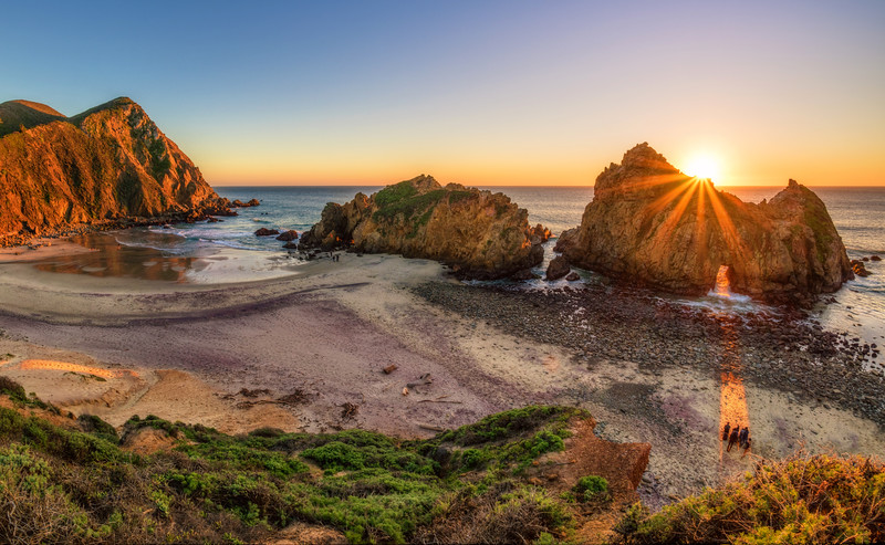 big-sur-keyhole-sunset-wide-mountain-soft-light-L.jpg