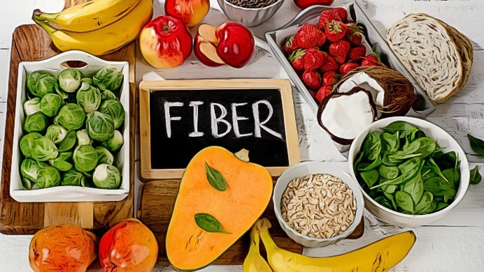 http___vkool.com_wp-content_uploads_2014_11_fiber-rich-foods-and-fruits.jpg