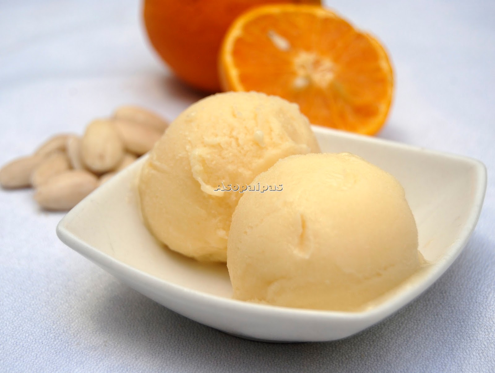 Helado de Naranja, Almendra y Chocolate Blanco.jpg