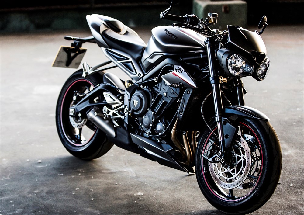 triumph-street-triple-rs-2017-19.jpg