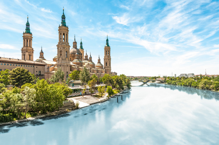 basilica_de_nuestra_senora_del_pilar_de_zaragoza_9665_745x495.jpg