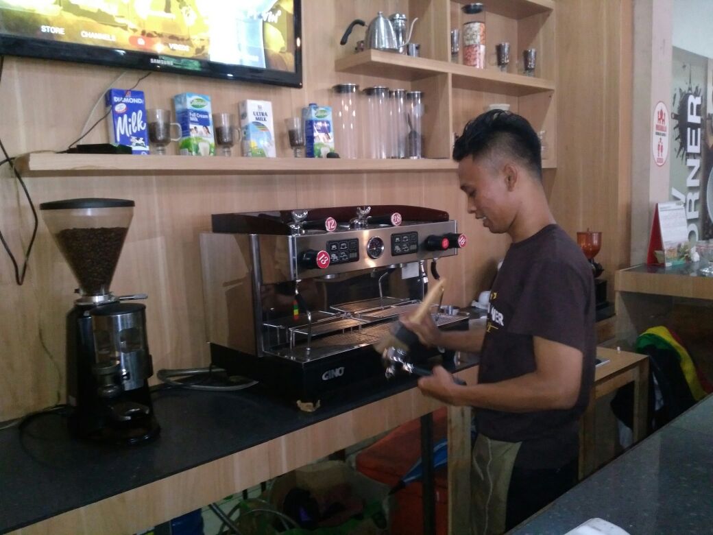 WhatsApp Image 2017-10-07 at 13.15.14 (2).jpeg