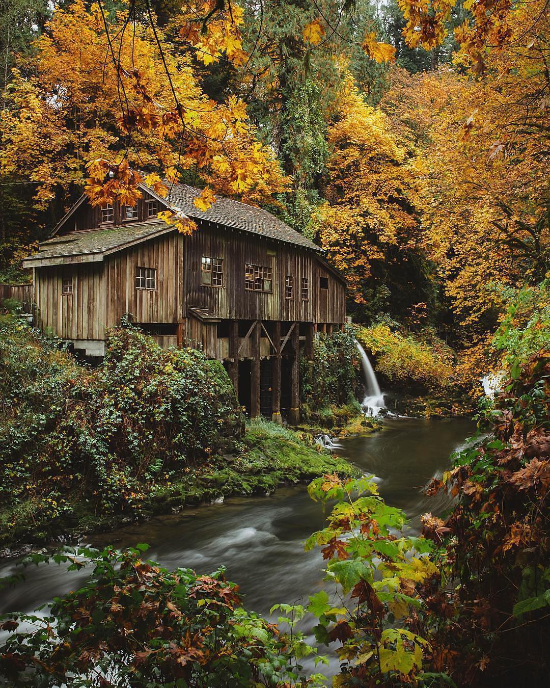 Grist mill, Washington.jpg