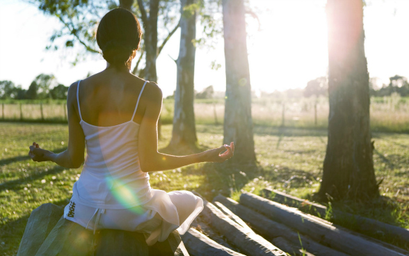 woman-meditating-2.jpg