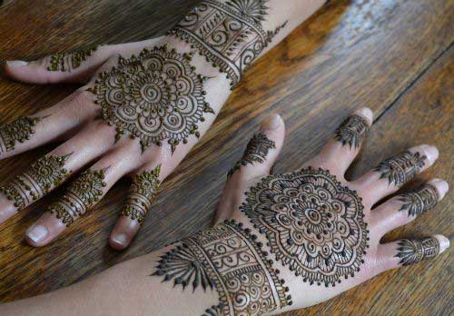 Beautiful-Henna-Mehndi-Designs-18.jpg