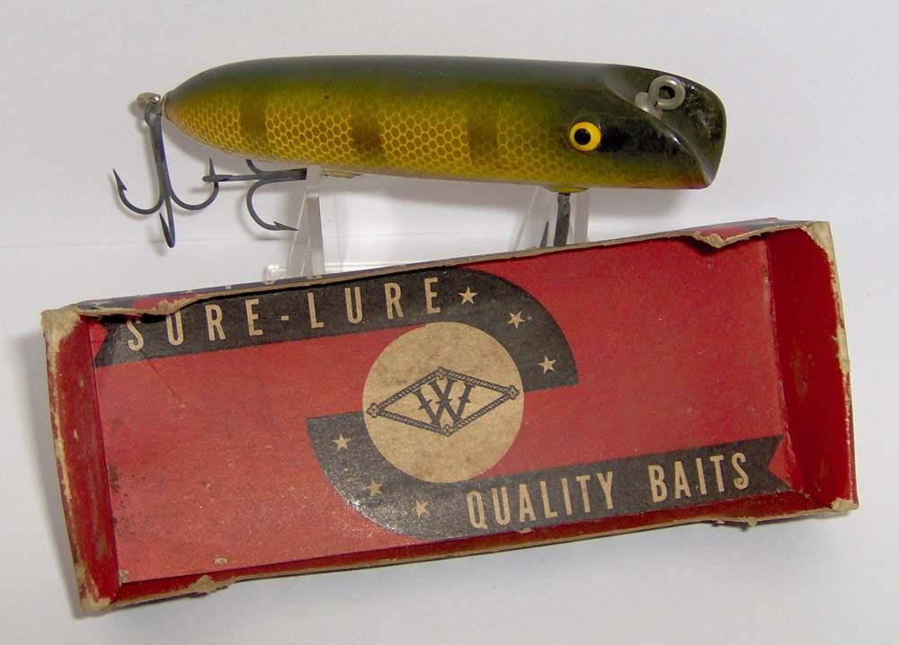 VINTAGE PAW PAW SURE LURE WOBBLER WOOD LURE in YELLOW PERCH in BOX   old wood lure  — Steemit